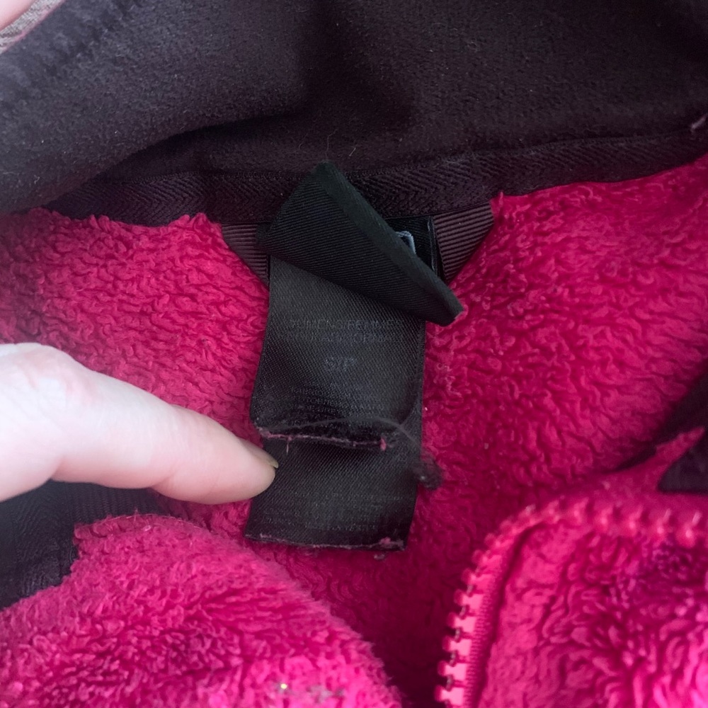 The North face Jacket - Picture 2 of 6